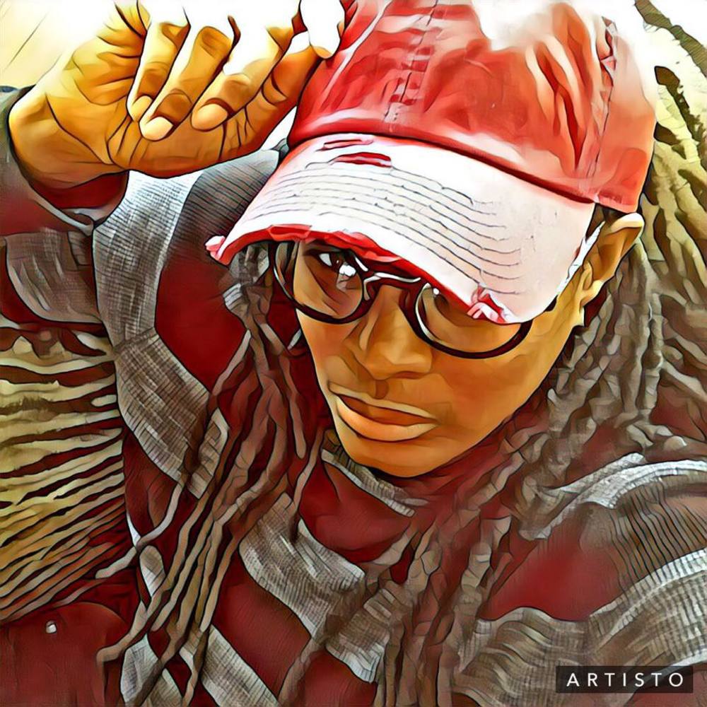 Meet your Posher, Layla